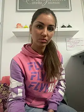 Lanaa19 online show from 12.21.24
