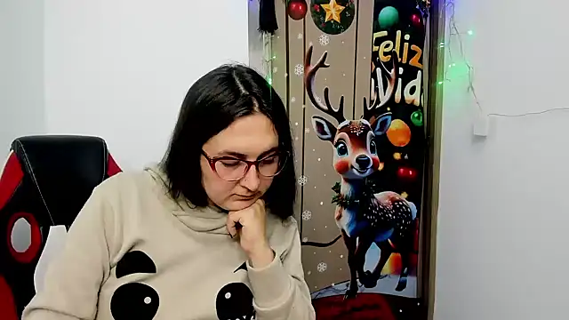 Sweet-Suck69 online show from 12.19.24
