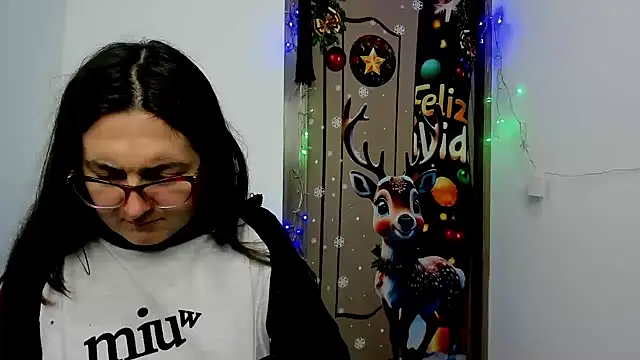 Sweet-Suck69 online show from 12.20.24