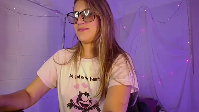 Giia paiige18 online show from 12.15.25