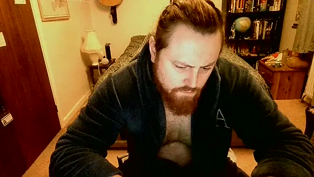 Snapshot of Hairy_Guy30 chatting on 01.15.25 Hairy Guy30 online show from 01.15.25
