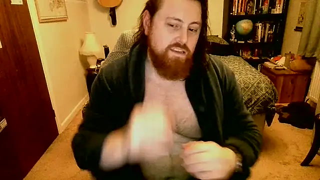 Snapshot of Hairy_Guy30 chatting on 02.07.25 Hairy Guy30 online show from 02.07.25
