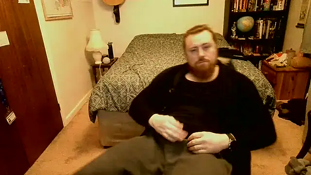Snapshot of Hairy_Guy30 chatting on 02.16.25 Hairy Guy30 online show from 02.16.25