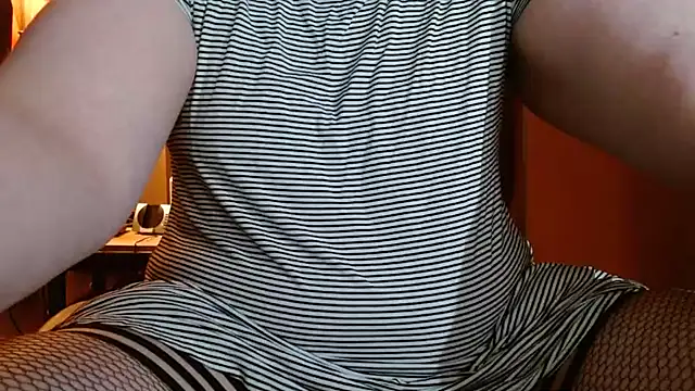 cosmicjones online show from 12.08.24