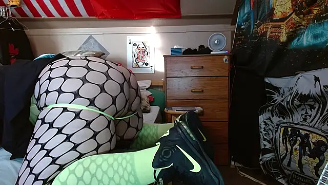 cosmicjones online show from 04.22.26