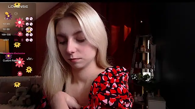 Snapshot of ever_anderson chatting on 12.05.24 ever anderson online show from 12.05.24