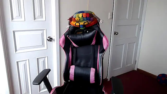 Snapshot of Jackyrose chatting on 09.18.25 Jackyrose online show from 09.18.25