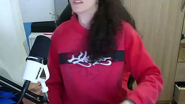 MemiKouki online show from 11.05.25