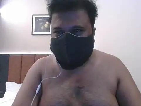 Hunk-Hand6 online show from 11.09.25