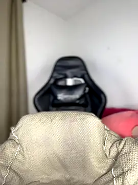 Miaa love6969 online show from 10.18.25