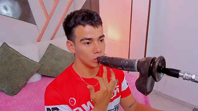 its liam18 online show from 09.21.25