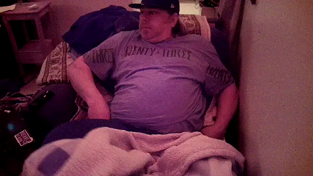 Snapshot of Mic_Oxinner chatting on 01.06.25 Mic Oxinner online show from 01.06.25