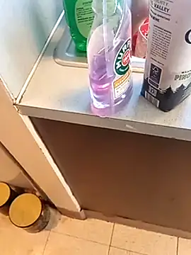 Snapshot of Mic_Oxinner chatting on 01.29.25 Mic Oxinner online show from 01.29.25