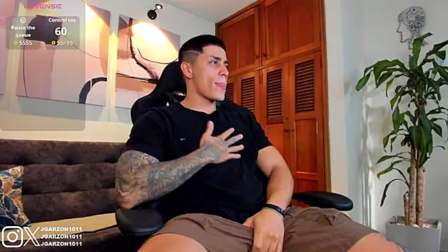  joansoto online show from 12.18.25