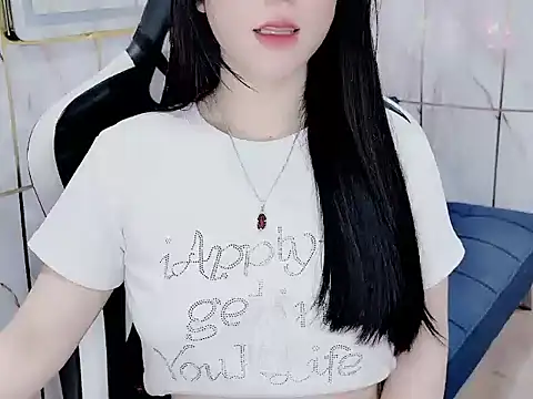 Snapshot of _Lygn__ chatting on 12.02.24 Lygn online show from 12.02.24