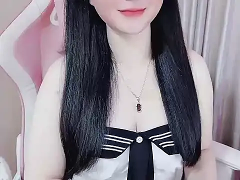 Snapshot of _Lygn__ chatting on 12.22.24 Lygn online show from 12.22.24
