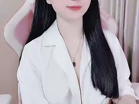 Snapshot of _Lygn__ chatting on 12.26.24 Lygn online show from 12.26.24