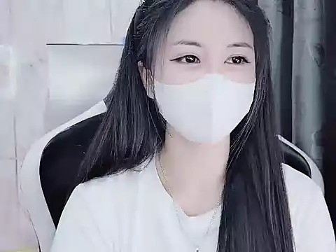 Snapshot of _Lygn__ chatting on 01.19.25 Lygn online show from 01.19.25