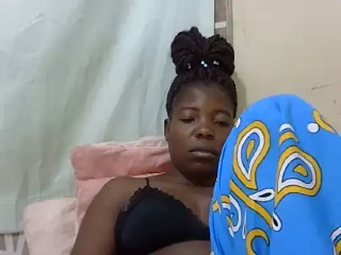 ebony valleria online show from 02.19.25