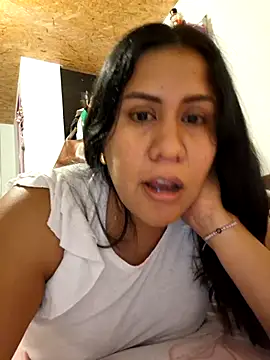 KasiaVenus  online show from 10.21.25