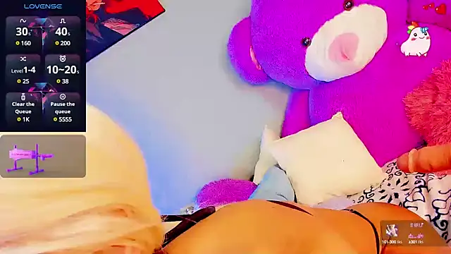 Alexa Chanell Oficial online show from 01.30.25