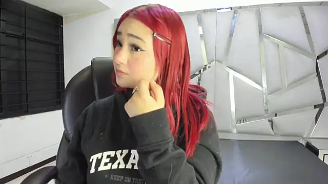 Catherinee69 x online show from 01.06.26