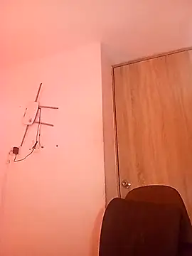 Snapshot of FREYJA- chatting on 02.24.25 FREYJA- online show from 02.24.25