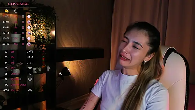 DarlaLike online show from 09.25.25