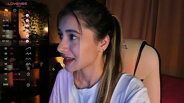 DarlaLike online show from 09.28.25