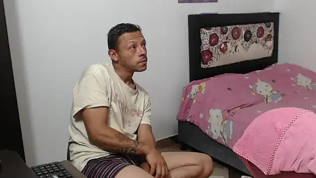 yournaughtyandsexyprinces online show from 02.26.25