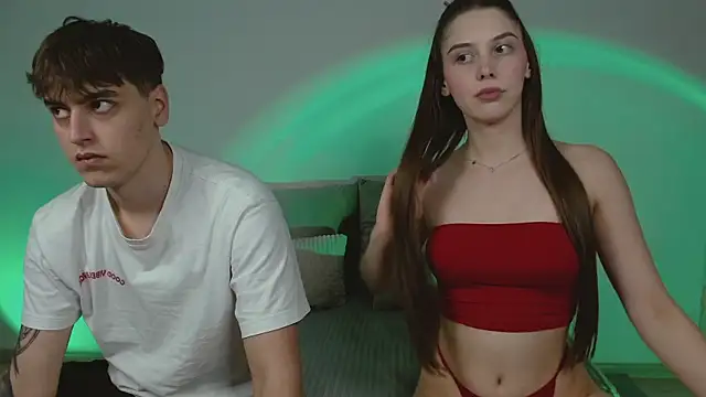 Snapshot of zeskainka chatting on 09.25.25 zeskainka online show from 09.25.25