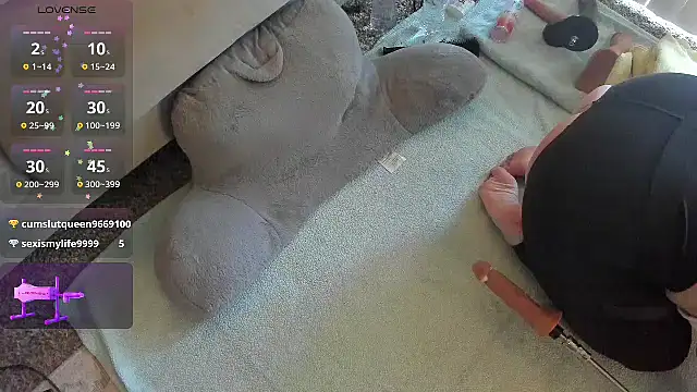 Snapshot of peachymexo chatting on 03.19.25 peachymexo online show from 03.19.25