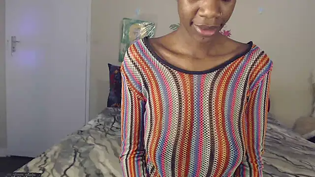 Blacktittiex02 online show from 11.18.25