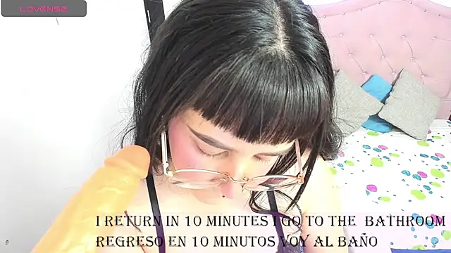 Katalina novoa online show from 01.17.25