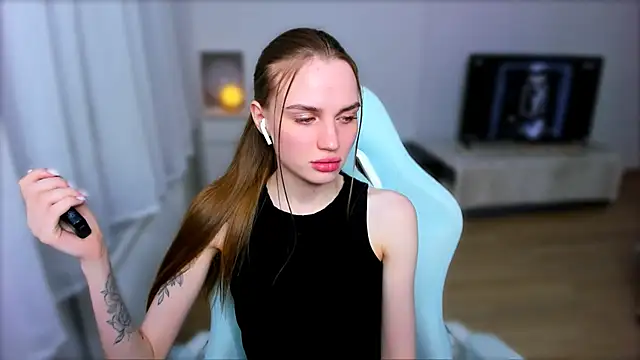 StellaLawless online show from 02.07.25