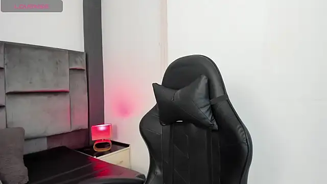 MarilynSmIith online show from 02.06.26