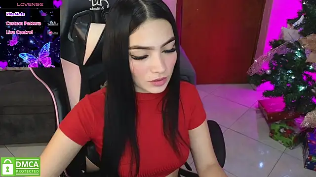 Snapshot of keity_moon chatting on 12.12.24 keity moon online show from 12.12.24