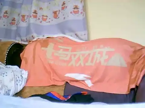 69Hot Tiny online show from 09.15.25