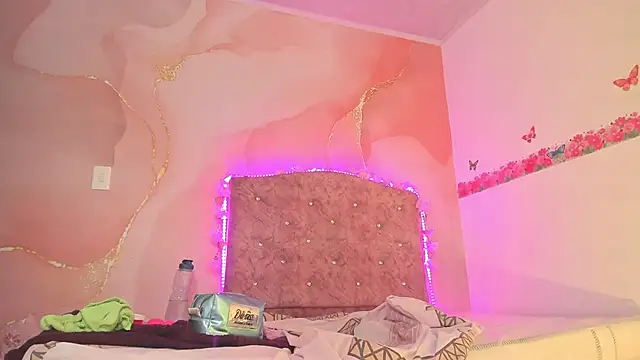 elizabethroman online show from 12.24.24