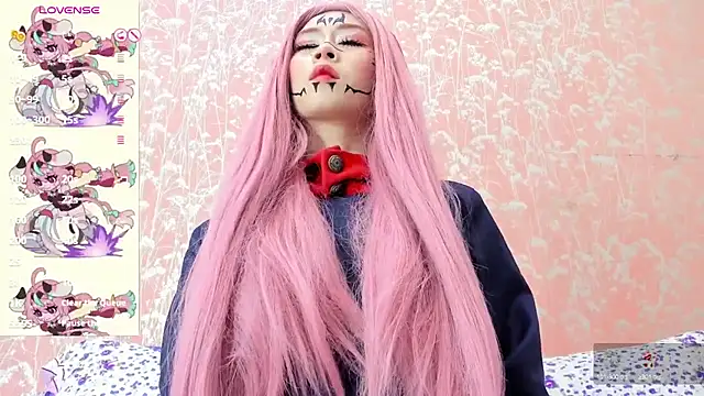 NEZUKO MITSURI online show from 10.09.25