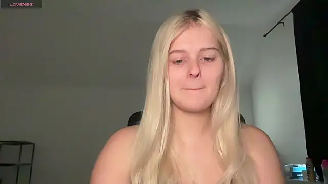 Allylove03 online show from 09.14.25