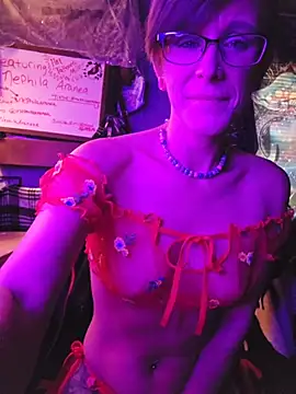 nephilaaranea online show from 04.04.26