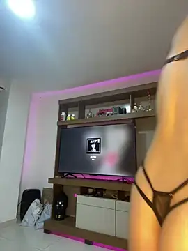 Julieta-sett online show from 02.18.25