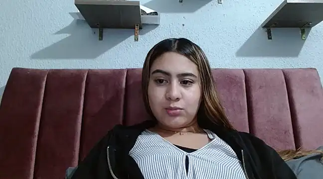Snapshot of Miabonnett_ chatting on 01.02.25 Miabonnett online show from 01.02.25