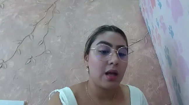 Snapshot of Miabonnett_ chatting on 01.25.25 Miabonnett online show from 01.25.25
