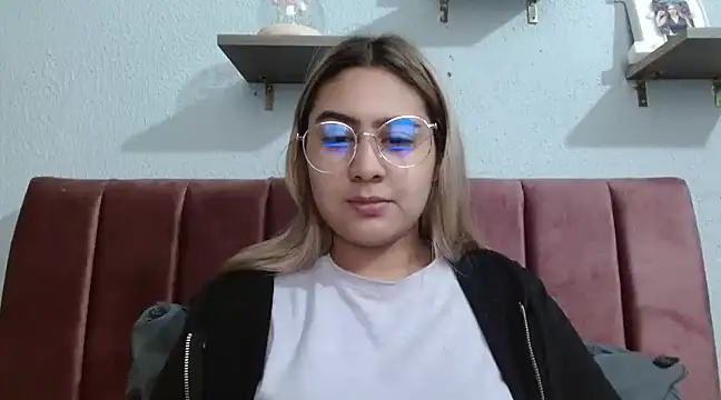 Snapshot of Miabonnett_ chatting on 01.26.25 Miabonnett online show from 01.26.25