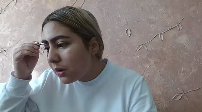 Snapshot of Miabonnett_ chatting on 01.29.25 Miabonnett online show from 01.29.25