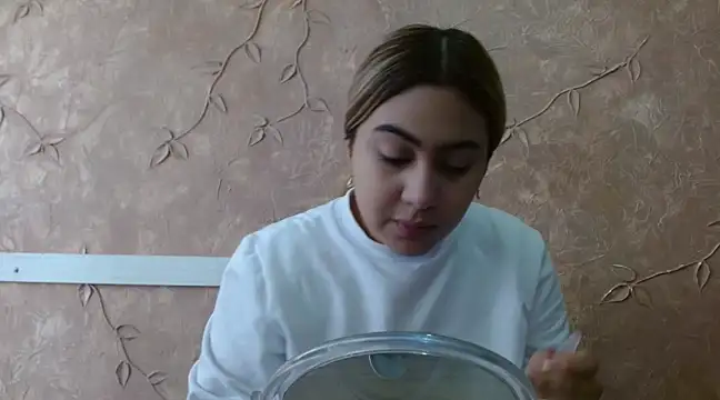 Snapshot of Miabonnett_ chatting on 03.03.25 Miabonnett online show from 03.03.25