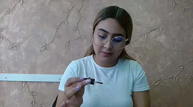 Snapshot of Miabonnett_ chatting on 03.14.25 Miabonnett online show from 03.14.25