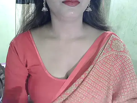 Model-Tanya online show from 10.28.25